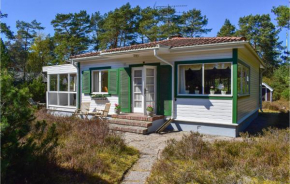 Amazing home in Höllviken w/ 3 Bedrooms